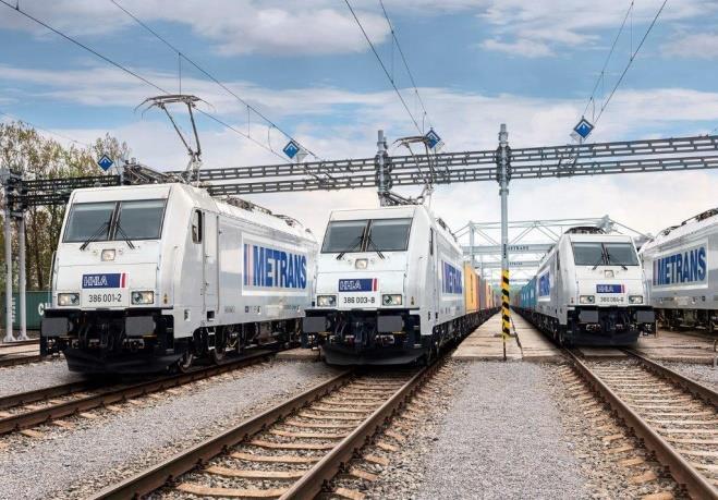 Územně technická studie Nová trať Litoměřice Ústí nad Labem státní hranice SRN Připomínky ŽESNAD.CZ Milan Měšťák (jednatel RM Lines, a.s.) vedoucí Pracovní skupiny Provozně technologické ŽESNAD.