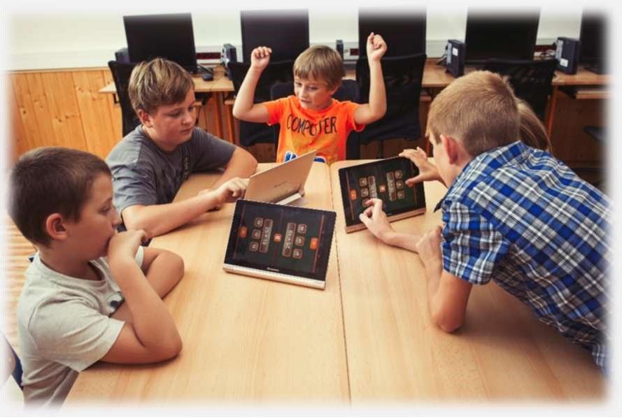 Zkušenosti s tabletovou učebnou (4 roky): Žádný tablet děti nerozbily