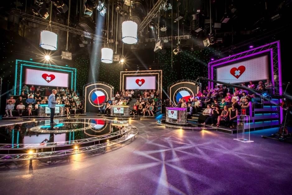 - významné společenské události (Český lev, Slavnostní zakončení MFF KV, Zlatá hokejka, Fotbalista roku, Atlet roku, Sportovec roku, Česká hlava) - vzdělávací cykly (Čau Bambini, Hudební perličky