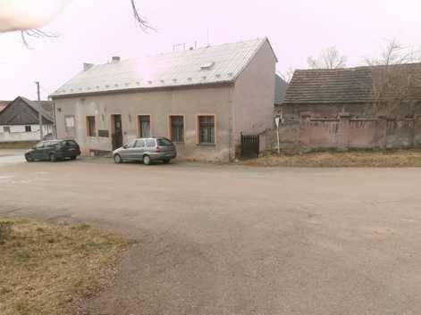 ZNALECKÝ POSUDEK č. 3751-015/17 o obvyklé ceně (tržní hodnotě) spoluvlastnického podílu 1/2 nemovitých věcí zapsaných v katastru nemovitostí na listu vlastnictví č.
