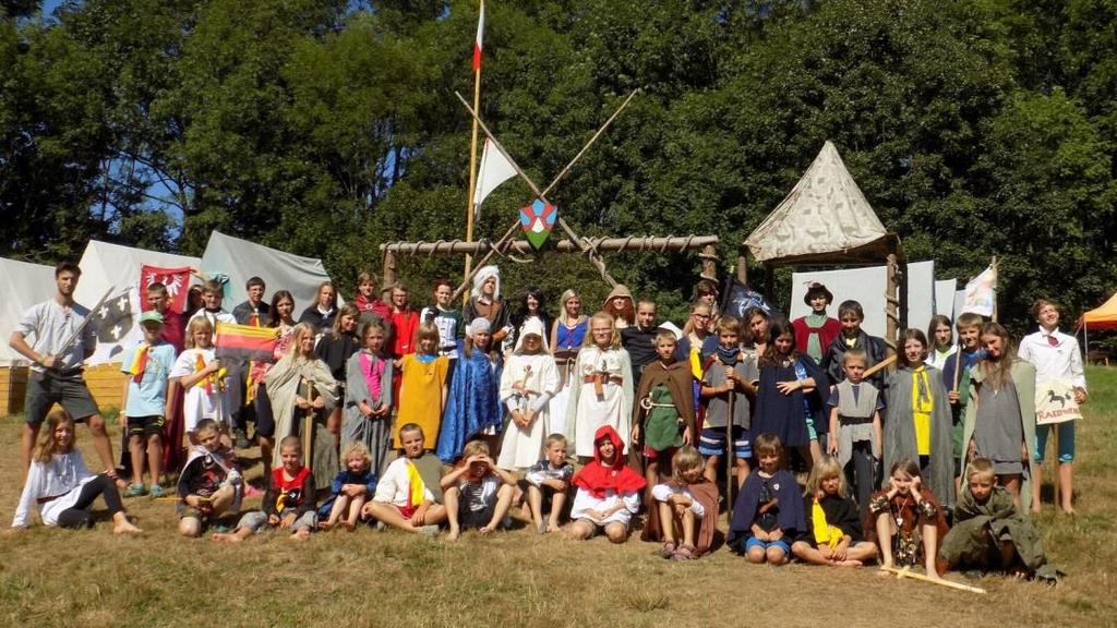 První polovina roku byla vedena příběhem Zaklínače, což byla ve výsledku velmi dobrá volba. Příběh si užívali jak děti tak i dospělí.