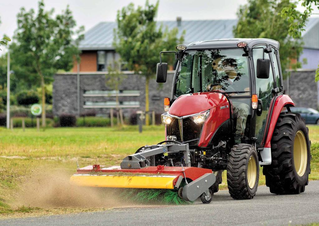 Jednoduchý provoz Vedle důrazu na pohodlí uživatele zohledňuje provedení traktorů YT také nároky na usnadnění jeho práce.
