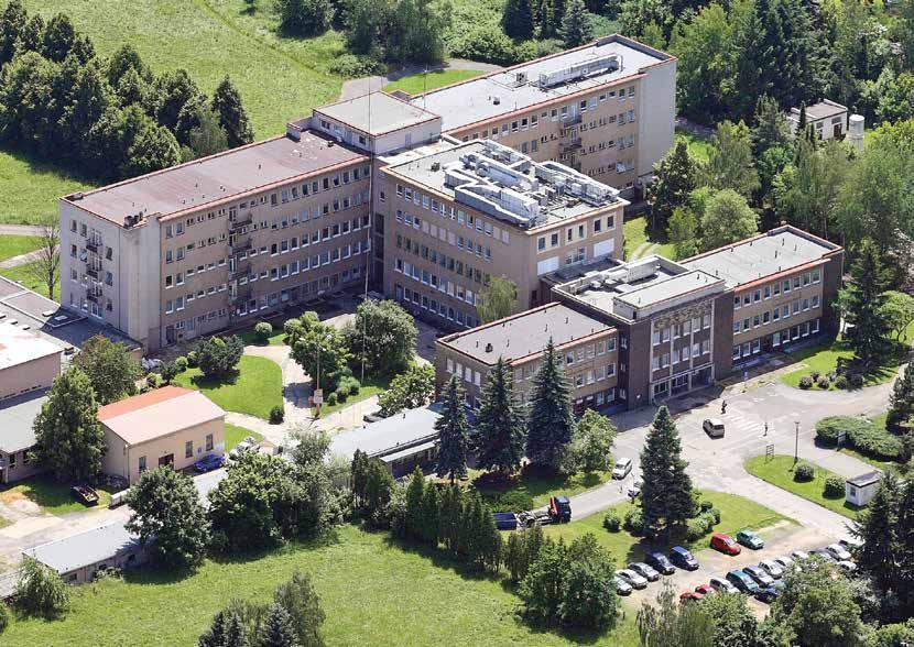 Nemocnice Plzeňského kraje Rokycanská nemocnice je malou rodinnou nemocnicí s empatickým personálem poskytujícím kvalitní a bez