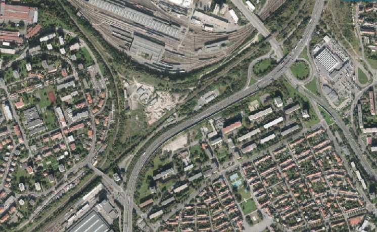 částečně brownfield dráha, magistrála Jižní spojka.