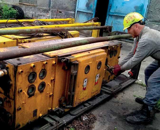 4 Z OKD číslo 6 ročník 48 Extraliga nejlepších rubáňových a přípravářských kolektivů DUBEN 2018 Paskovští elektrikáři obsluhují elektrozařízení od jámy až po poslední čerpadlo v revíru.