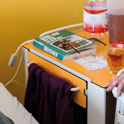 Vytváříme silná partnerství s experty a lidmi, kteří v nich pracují, a společně s nimi hledáme nové cesty a inovace, jak řešit jejcih problémy.