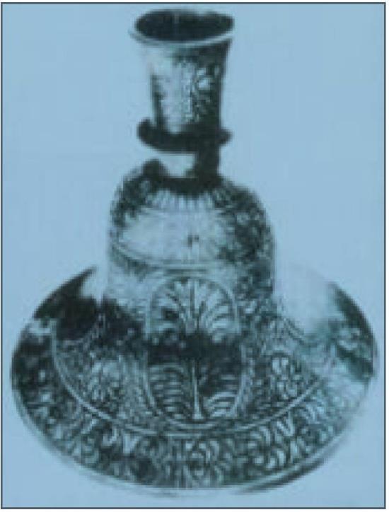 1883 v uhlí objeven náprstek 1885 Kovová krychle s vyrytým žlábkem po obvodu byla nalezena dr.
