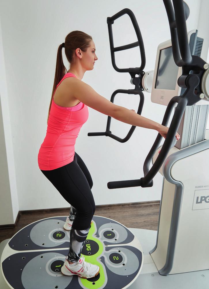 hluboké svaly okolo páteře. Huber Motion Lab monitoruje dosažené výsledky, a je proto skvělý i pro sportovní trénink. 3.