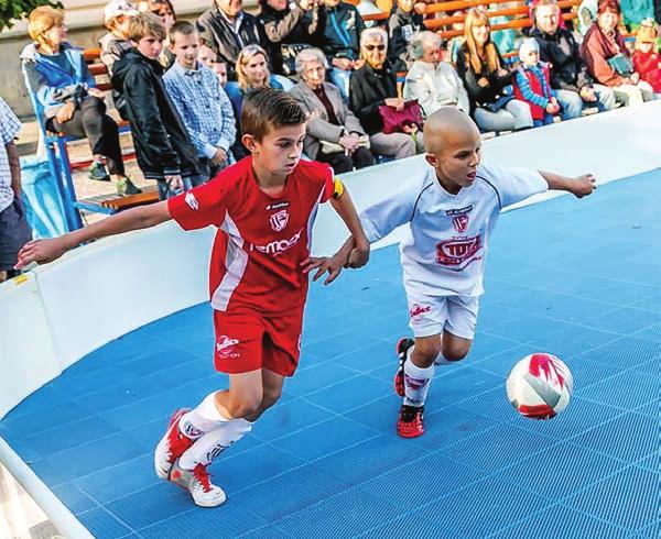 roce 2000. Mezi další sportovní aktivity, které se budou konat během celého OPP 2016, patří například softbal, atletika, fotbal a judo.
