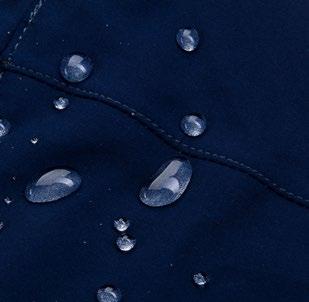 Kalhoty jsou vyrobeny z odolného, vysoce nepromokavého a prodyšného materiálu schoeller -dynatec.