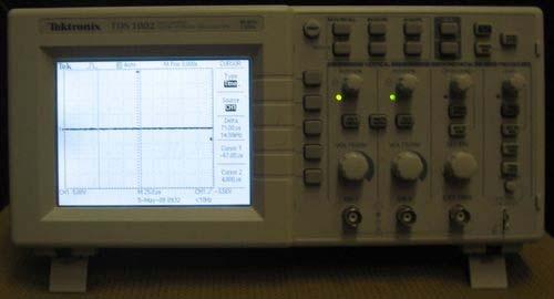 Měření el. proudu, napětí,frekvencece Vstup 220 V 50 Hz síť Výstup 0-230 V stejn.