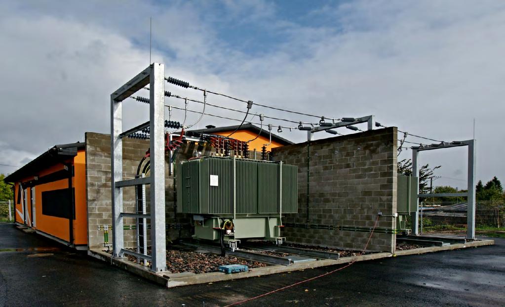 systémů Skříňových rozvaděčů vn pro systémy 1,5 a 3 kv DC a 15 kv / 16,7 Hz, 25 kv / 50 Hz AC Trakčních měníren pro systémy MHD 750 V DC Mobilní (kontejnerové) trakční napájecí stanice (750 V;1,5 kv