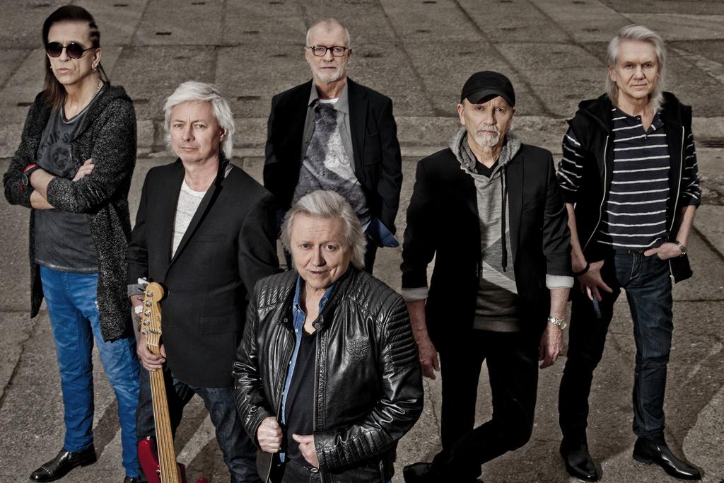 Město Hrotovice zve na koncert Václav Neckář & Bacily Hřiště pod Sokolovnou (v případě