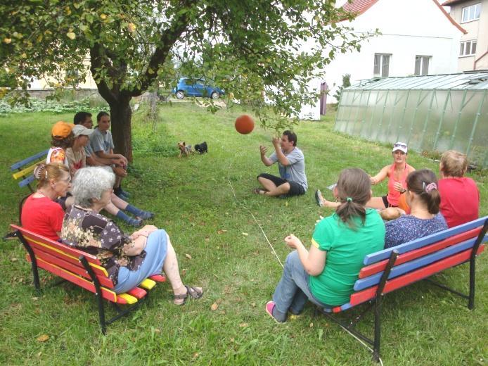 AKTIVITY PRO DOSPĚLÉ V ROCE 2017 Kurz Zdravý životní styl a psychická pohoda Cílem projektu bylo zlepšování fyzického a psychického stavu uživatelů služeb.