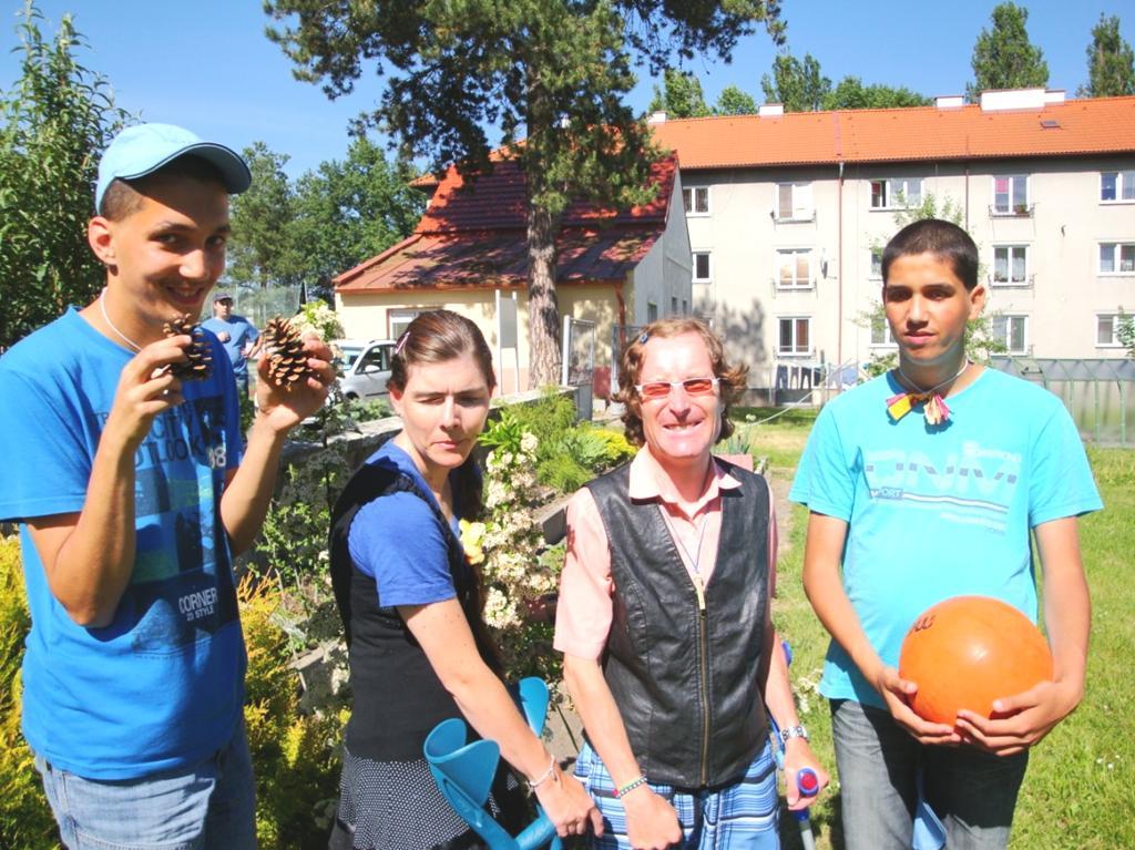 Kontakt Název a adresa provozovatele: RYBKA - Tábor, z.s., ČSA 925, 390 03 Tábor Číslo účtu: MONETA Money Bank: 189114019/0600 Název a adresa zařízení: Středisko pracovní a sociální rehabilitace Telefon: Tel.