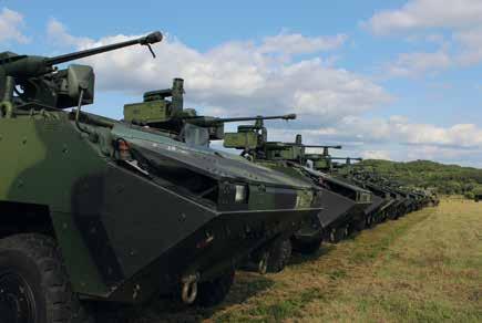 V hlavní roli Bren a Phantom Vojáci drilovali dynamickou střelbu s útočnou puškou CZ 805 Bren a pistolí ČZ 75 SP-01 Phantom hlavními zbraněmi, kterými brigáda disponuje, na blízké i daleké cíle, ale