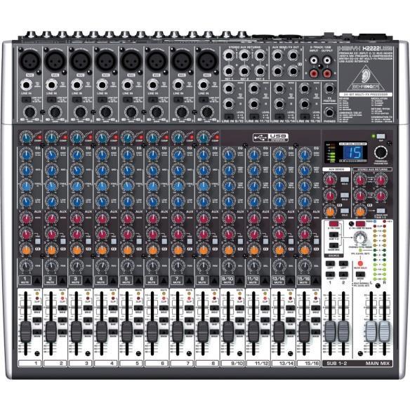 vstupů: 7 (2xTRS) Počet mikrofonních vstupů XLR: 8 Výbava mono