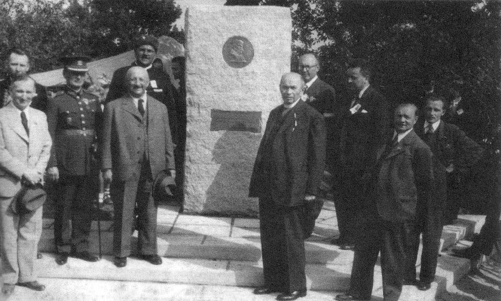 starostou Klatov Františkem Bickem (zleva) v roce 1938. Obr.