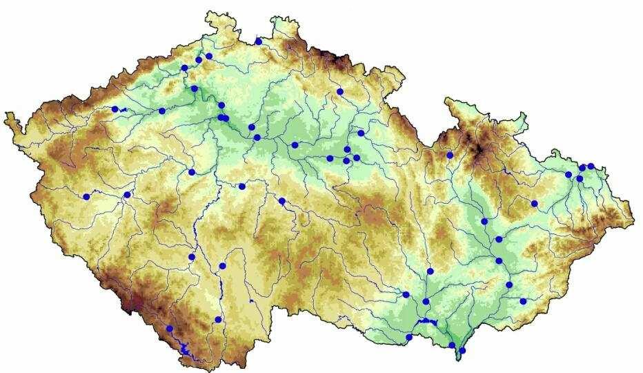 .5. Říční sedimenty jako lapače kontaminací Řeky mohou být kontaminovány různou měrou těžkými kovy, nutrienty, organickými látkami, radionuklidy, které se do toku dostávají z bodových zdrojů,