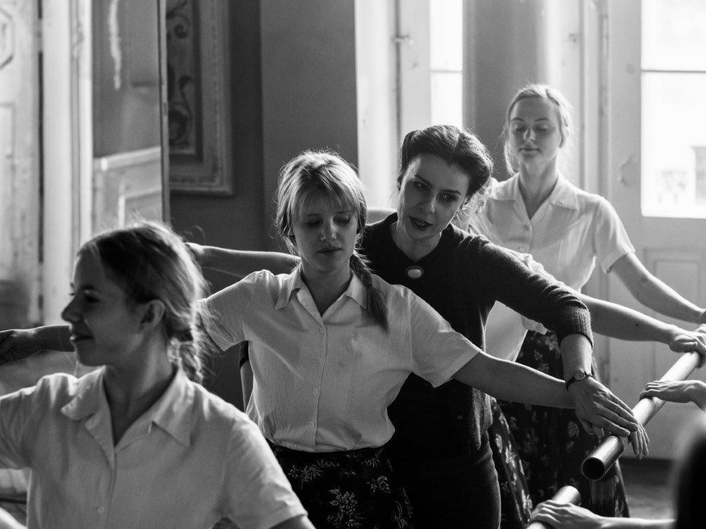 ŁUKASZ ŻAL kamera Łukasz Żal je polský kameraman, který s Pawlikowským spolupracoval už na Idě. Získal za ni Cenu Americké filmové akademie v kategorii Nejlepší zahraniční film.