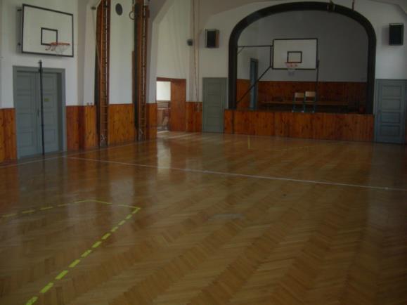 ředitele školy, kabinet matematiky, sklad chemie a