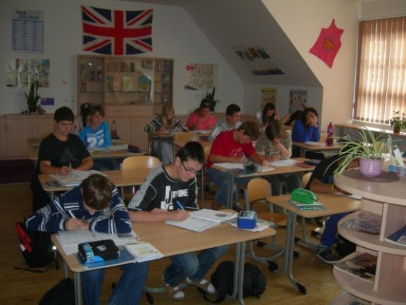 vyučování, kabinet učitelů jazyků,