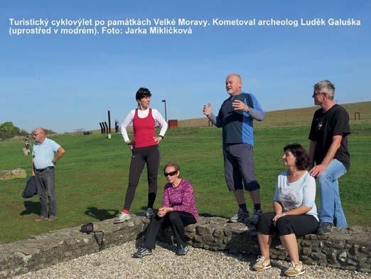 Pozvali nás Hlučané, kteří tam jeli s ukázkou jízdy králů, dotvářeli jsme tam atmosféru. Vystupovali jsme na Křížovnickém náměstí pod Karlovým mostem.