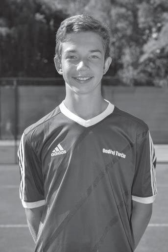 Dorostenci Lhoty na celostátním žebříčku V listopadu byly zveřejněny oficiální žebříčky Českého tenisového svazu. Tenisový klub Ostrožská Lhota v nich měl dvojí zastoupení v kategorii dorostenců.