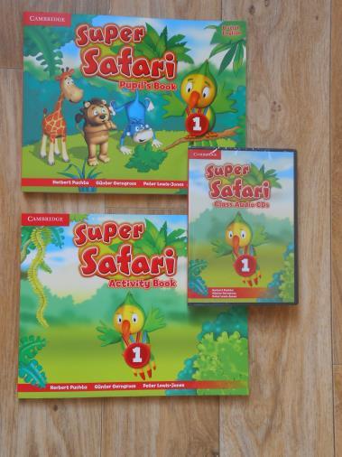 ENGLISH FOR LIFE ANGLIČTINA PRO ŽIVOT Nabídka našich kurzů PRO DĚTI: Super Safari zábavný kurz angličtiny pro děti předškolního věku/ od 2 let/ a raného školního věku/ 1. + 2.