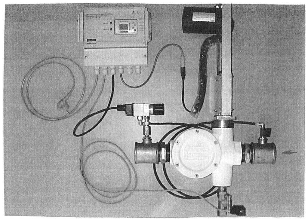 Instalace Filtr je nutno instalovat do dobře přístupného prostoru pro potřeby servisu a údržby. V žádném případě filtr nelze instalovat do podhledu nebo ke stropu.
