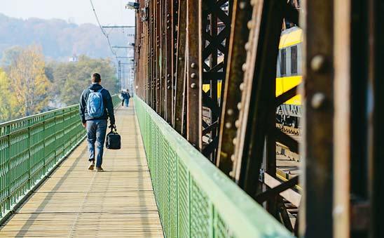 praha 5 KRÁTCE Z PĚTKY Spojí cyklomost Barrandov a Slivenec? Barrandov/Slivenec Veřejné představení ověřovací architektonické studie Ekodukt přes ulici K Barrandovu se bude konat ve středu 7.