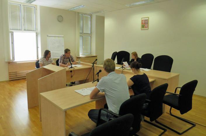2 Vzdělávání odborného personálu justice Vzdělávací akce v oblasti vzdělávání odborného personálu justice (asistenti soudců a státních zástupců, justiční a právní čekatelé, justiční personál soudů,