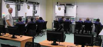 ELEKTROTECHNIKA 26-41-M/01 Čtyřletý obor, zakončený maturitní zkouškou Školy vyučující obor: 6 11 18 20 21 24 28 Studijní čtyřletý obor zabezpečuje na úrovni úplného středoškolského vzdělání s