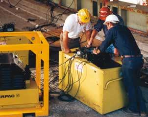Údržbárske sady Údržbárske sady Enerpac sú kompletným sortimentom náradia, poháňaného hydraulicky.