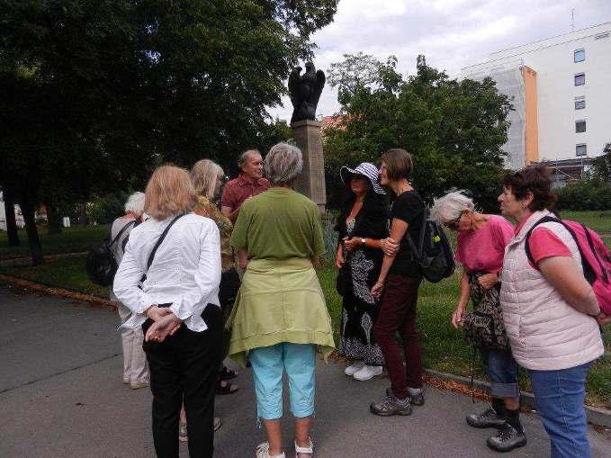 základy zvonice zpevněny a upraveno zavěšení