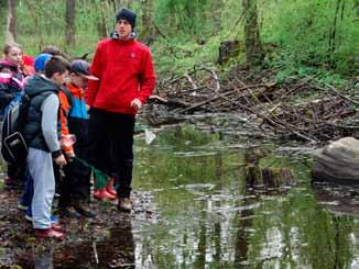 1. EKOLOGICKÉ VÝUKOVÉ PROGRAMY Jednou z nejdůležitějších činností vzdělávacího a informačního střediska je environmentální vzdělávání, výchova a osvěta obyvatel.
