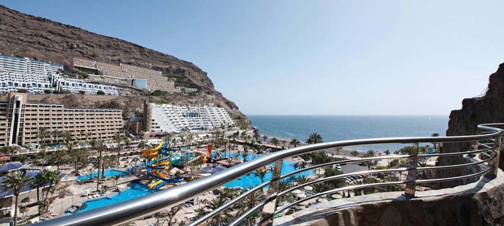 Za koupáním na Kanárské ostrovy Grand Canaria All inclusive Hotel **** PARADISE VALLE TAURITO Tento nový pětipatrový hotel nabízí recepci, 132 pokojů, vstupní halu s recepcí, internetový terminál,