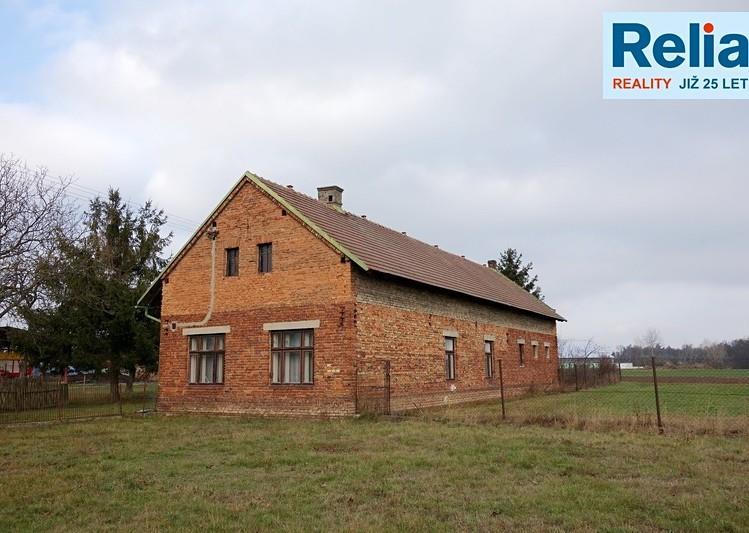 Záznam o prodeji srovnávané nemovitosti č. 2 1. Identifikace Prodej, Rodinný dům, 115 m 2, Kasalice Celková cena: 1.300.000 Adresa: Kasalice, okres Pardubice 2.
