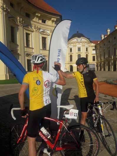 V roce 2017: OBLAST ODPOVĚDNÉHO HOSPODAŘENÍ Připravili jsme podklady pro veřejnou zakázku na úklid budov krajského úřadu s využitím principů společensky odpovědného zadávání veřejných zakázek,