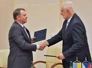 4 Výroční zpráva Jihomoravského kraje 2017 Meziregionální aktivity JMK a zastoupení kraje při EU Lvovská oblast (Ukrajina) Delegace Jihomoravského kraje v čele s radním Tomášem Soukalem jednala v