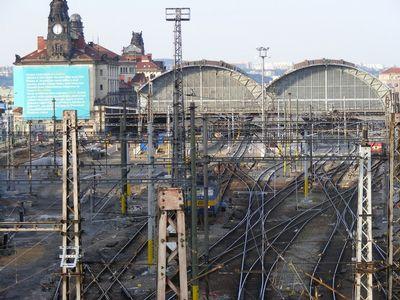 Přednosti koncepce SIZI 2/3 Návaznost průmyslových firem na preferované oblasti průmyslových činností Evropskou unií Současně TP chce nejen respektovat