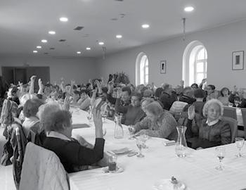 Dvakrát do roka zveme na členské schůze hosty z vedení města Soběslavi i z okolních obcí, které patří k našemu svazu. Snažíme se tak zprostředkovat našim členům nejnovější informace z dění kolem nás.