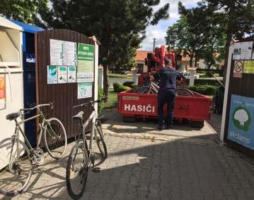 12 Informace z obecního úřadu Telnický zpravodaj září 2018 školní zahradou, při kterém byl komín zásadně snížen a jeho část, která hrozila pádem, byla odstraněna.