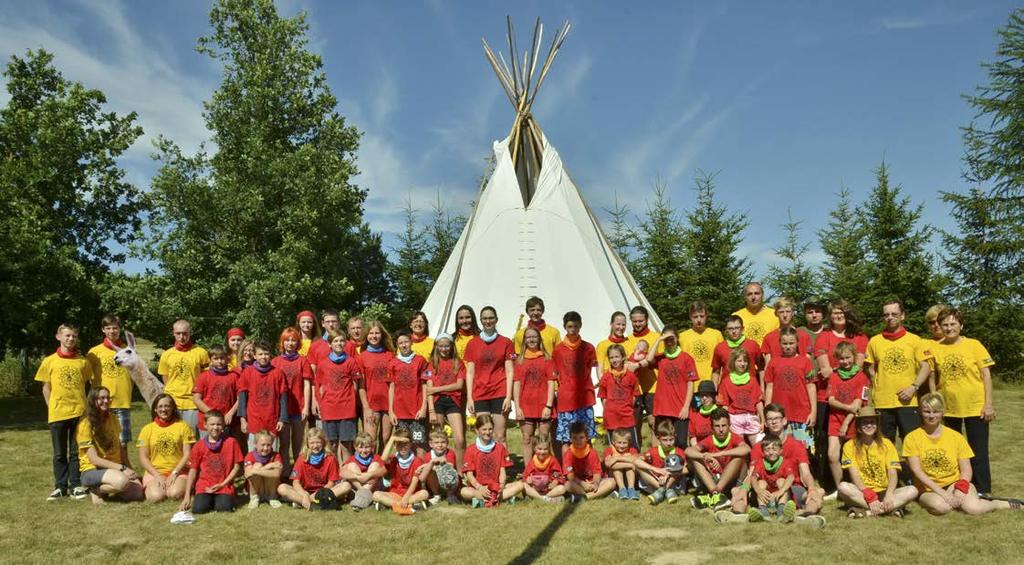 38 Společnost a kultura Telnický zpravodaj září 2018 V 15 hodin začal velmi bohatý a pestrý program folklorního odpoledne.