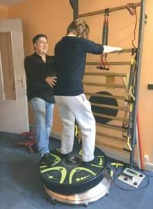 slova a řeči izolované nebo spojené s neurologickými syndromy, následná rehabilitace po implantaci kochleárního implantátu (u dospělých a dětí).