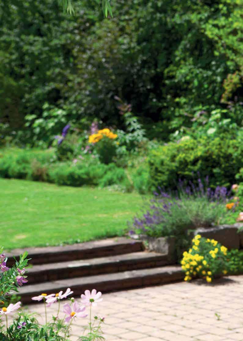 GARDENA nástěnné boxy na hadici Řešení pro snadné zavlažování zahrady Vysoký uživatelský komfort je v zahradě čím dál tím důležitější.