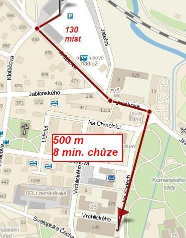 Nestornuje-li účastník přihlášku včas, uhrazené platby nevracíme a neuhrazené částky dodatečně fakturujeme. Vyslání náhradníka je možné.