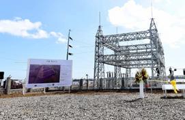 (EP: technika, nákup) SJR Industrial Construction (výstavba zemní práce a základy) Phesco, Inc. (výstavba práce na elektrickém zařízení a montáž) Conergy Asia & ME Pte. Ltd.