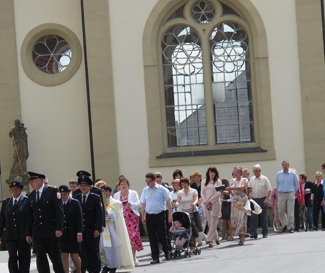 Chvála a díky Pánu Ježíši a Panně Marii za zázrak znovuzrození skrze vaše modlitby a oběti. Ať vám všem Pán za vše žehná!