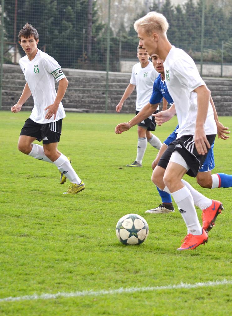 Mládež VÝSLEDKOVÝ SERVIS MLÁDEŽNICKÝCH TÝMŮ I. Celostátní liga U19 9. kolo MFK Karviná U19 SK Slavia Praha U19 2:1 (2:1) Branky: 10. Seriš, 44. vl. Macháček - 15.